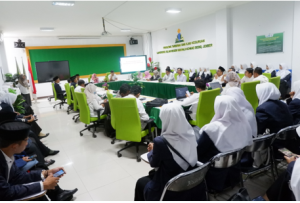 Lepas Mahasiswa Program Asistensi Manajerial Sekaligus Sosialisasikan Visi Misi Prodi